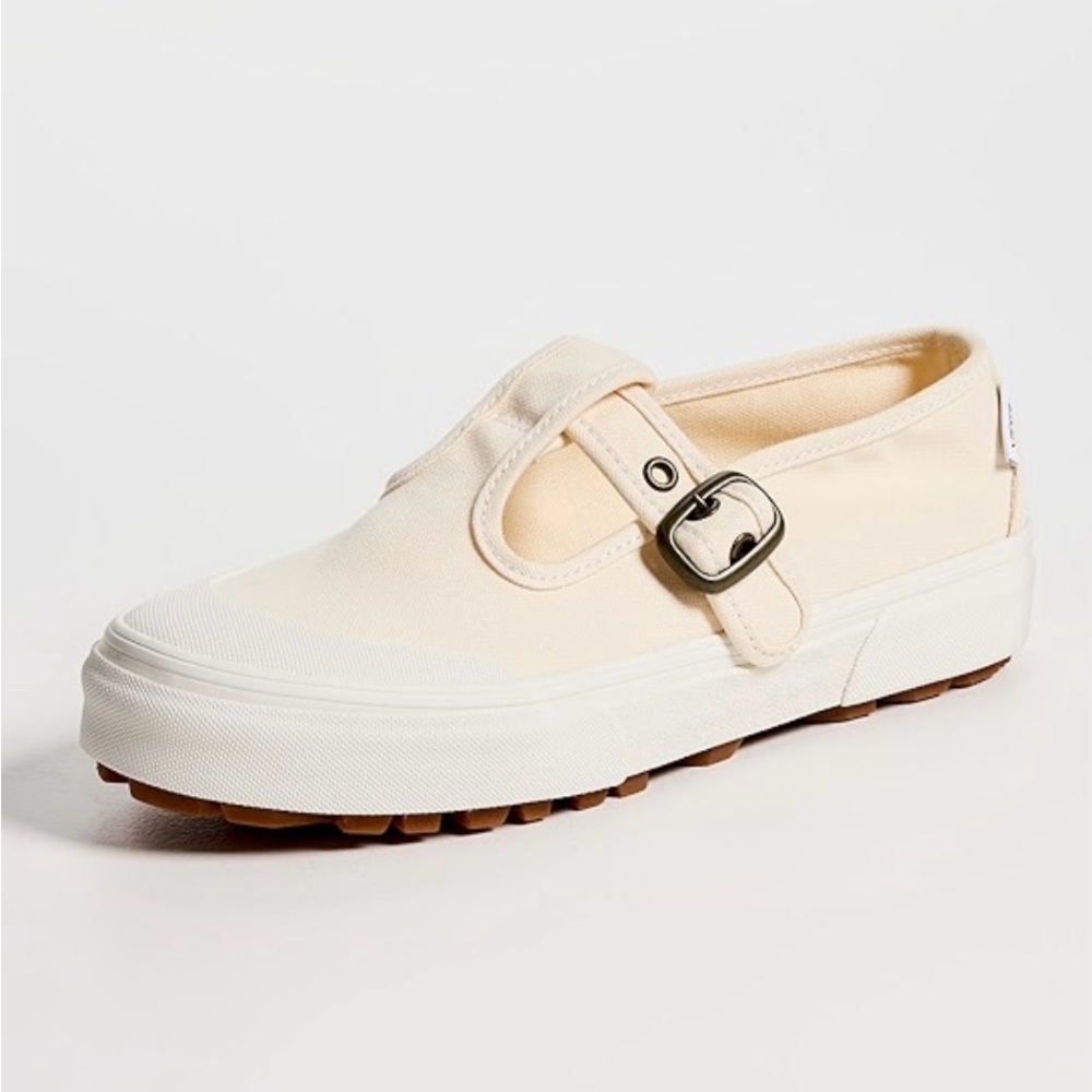 New Vans Cream Canvas Mary Jane Sneaker with Buckle SZ 8. HighlyDesired!